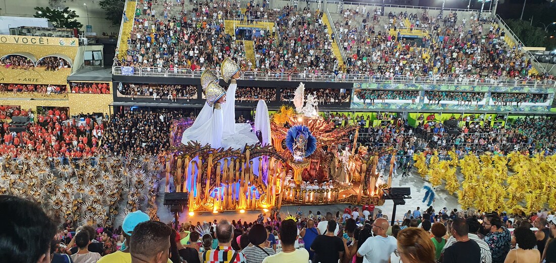 Rio Carnival, Carnaval di Rio, Rio Carnaval, Carnevale di Rio,  best experiences in Rio,  Most do's in Rio de Janeiro