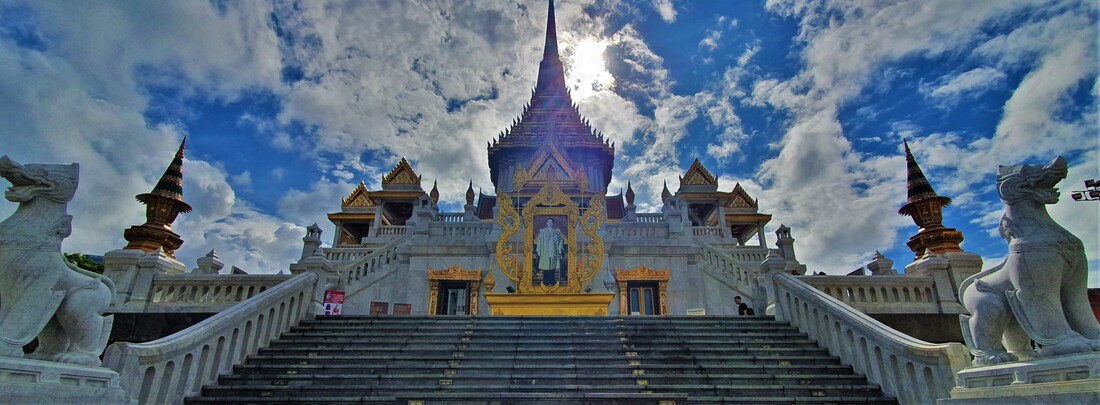 bangkok the golden buddha temple