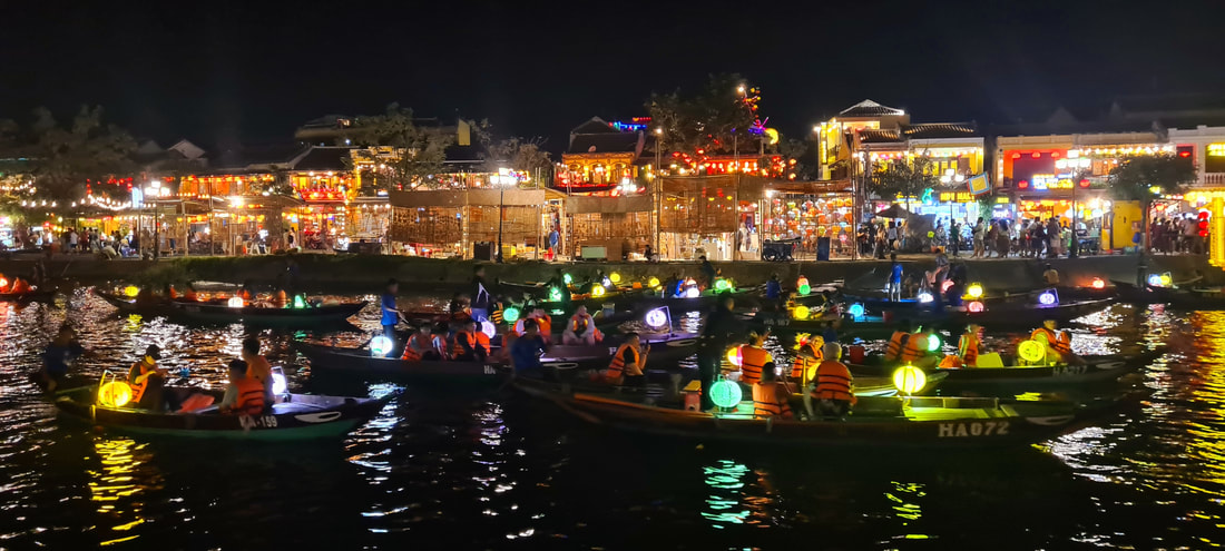 HOI AN BOAT RIDE AND LANTERNS, VIETNAM