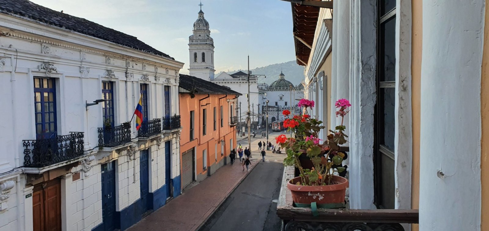 Ecuador Quito, Quito old town, Quito historical centre, quito historical center, quito la ronda, quito balconies, ecuador traditional houses, quito trip, quito itinerary