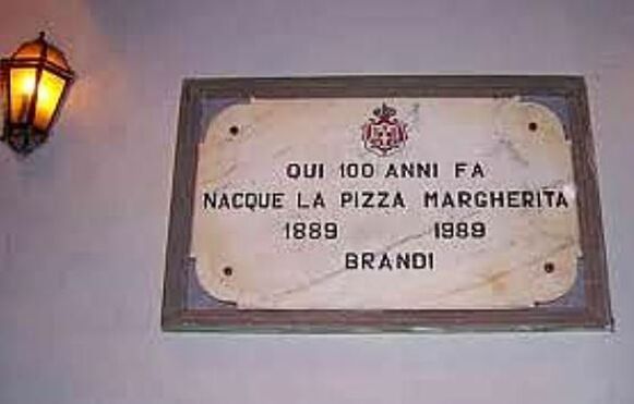pizzeria brandi, where pizza was born, naples 