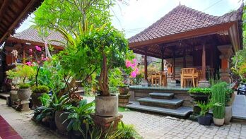 homestay in ubud, ubud private, ubud stay with locals, ubud home, balinese homestay, bali home, bali houses experience, bali family experience, like a balinese