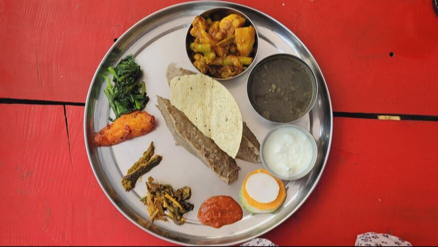 dal bhat, dal bat, piatto nazionale nepalese, nepal piatto nazionale